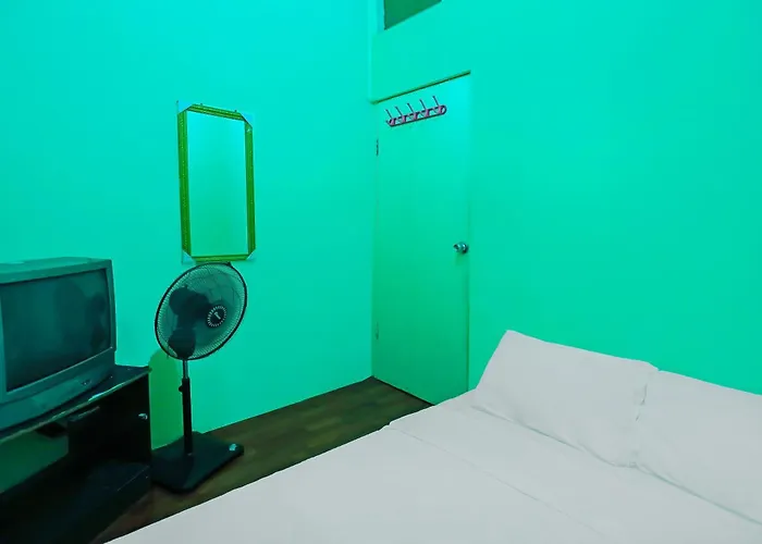 Hotel O Penginapan Lorranearpasar Oleh Oleh