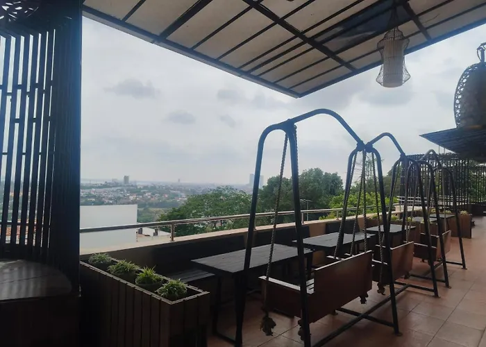Crown Vista Hotel